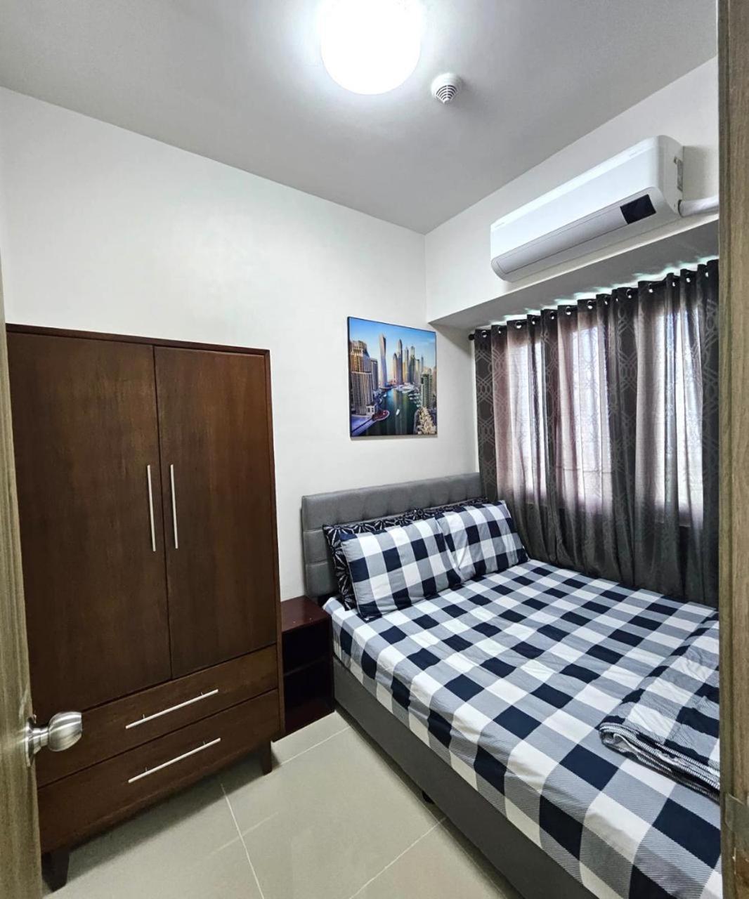 Cozy Two Bedroom Family At Coast Residences Near Picc, Wtc & Moa